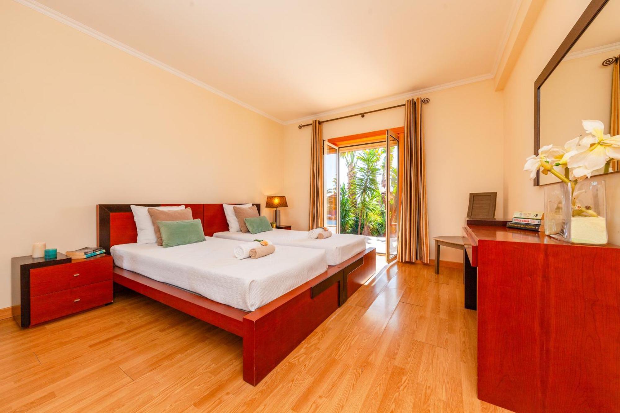 California By Algarve Vacation Villa *