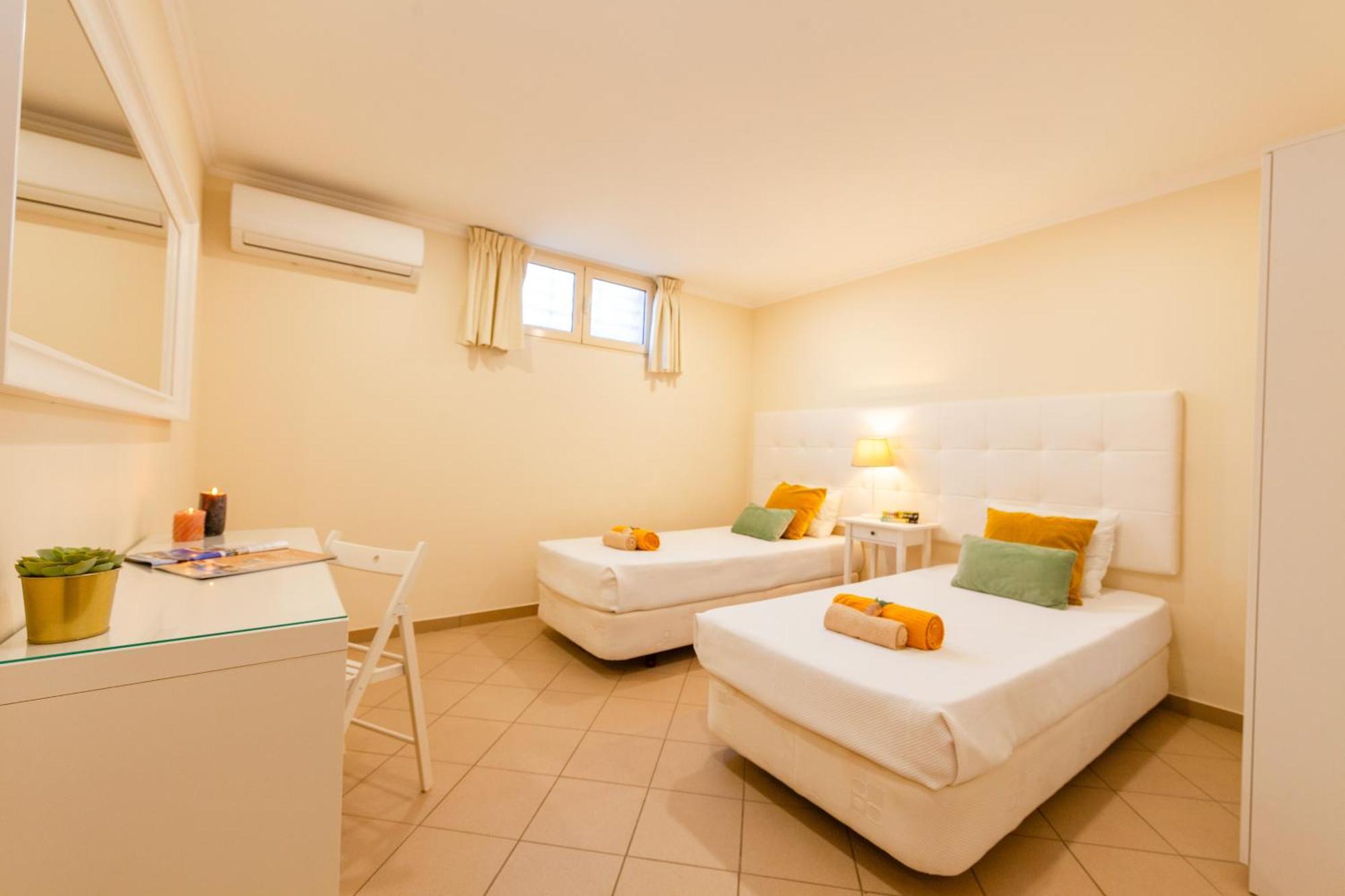 California By Algarve Vacation Villa *